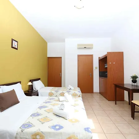 Palirria & Apartmanhotel Kalá Nerá