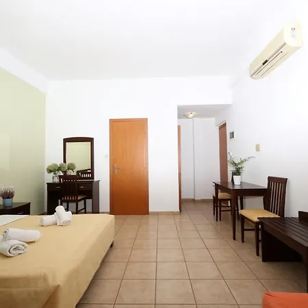 Apartmanhotel Palirria &