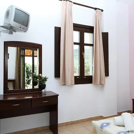 Palirria & Kalá Nerá