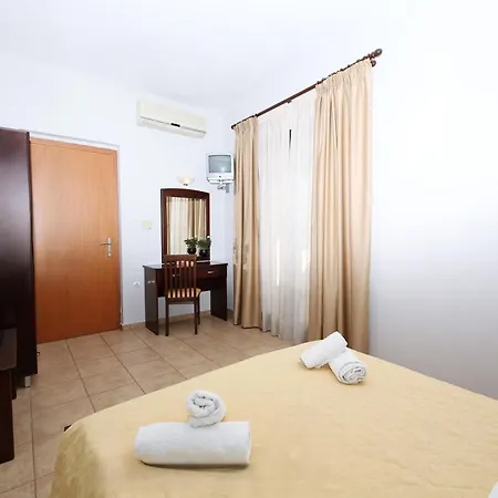 Palirria & Кала-Нера