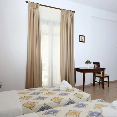 Palirria & Апарт-отель 2*