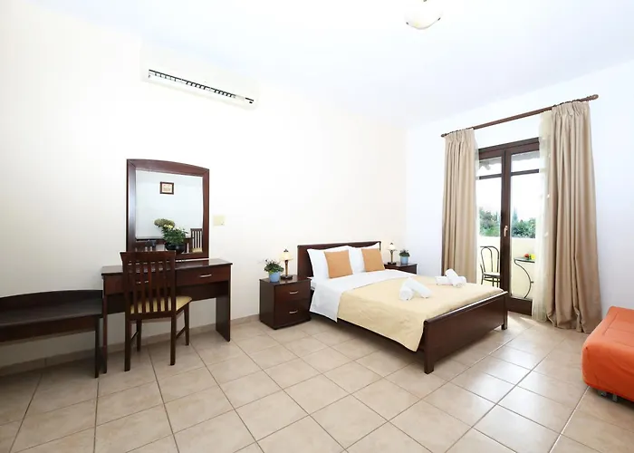 Aparthotel Palirria & Kala Nera