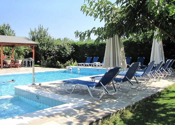 Aparthotel Palirria & Kala Nera